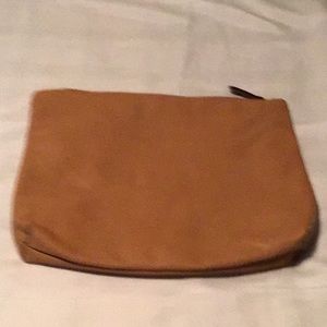 Free people womens oversized zip pouch clutch preowned great condition